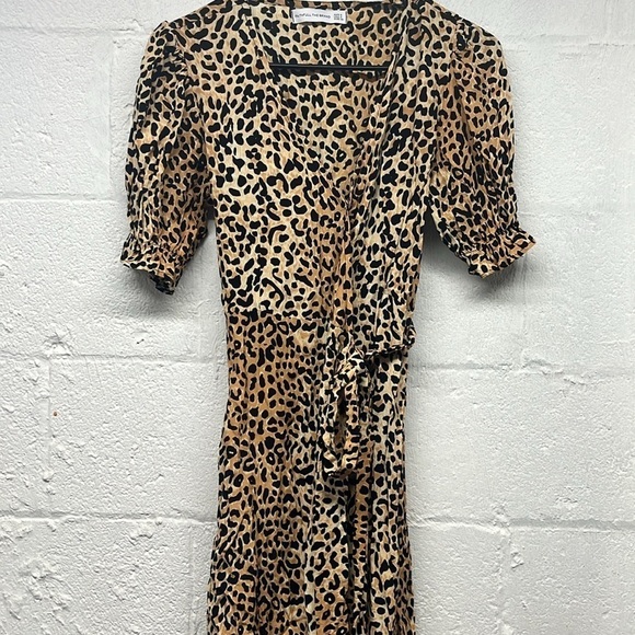 Faithfull the Brand Abbey Wrap Dress Le Cinq Animal Print sz XS - Picture 3 of 10